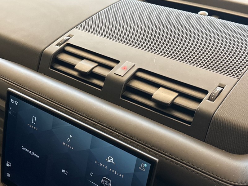 2025 (25) LAND ROVER COMMERCIAL DEFENDER 3.0 D350 Hard Top X-Dynamic HSE Auto 5058495