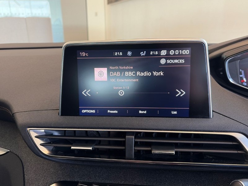 2020 (20) PEUGEOT 5008 1.5 BlueHDi GT Line 5dr EAT8 5109697