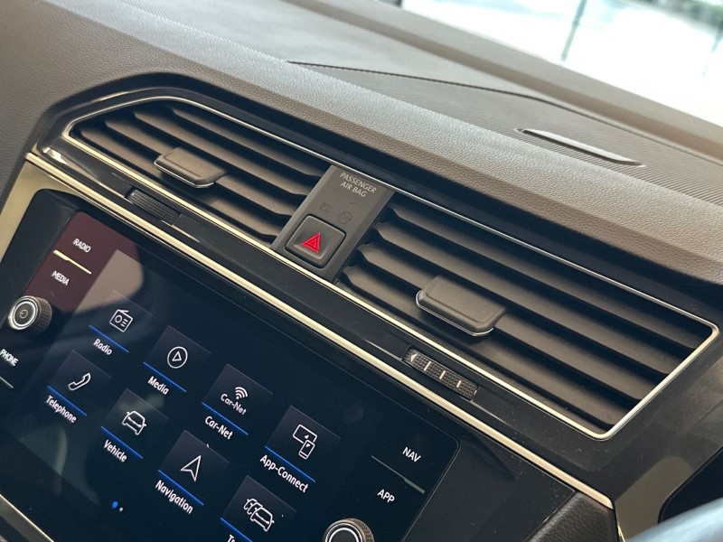 2019 (19) VOLKSWAGEN TIGUAN 1.5 TSi EVO 130 SE Nav 5dr 5059642