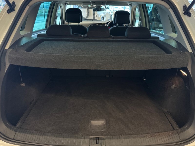 2019 (19) VOLKSWAGEN TIGUAN 1.5 TSi EVO 130 SE Nav 5dr 5059622