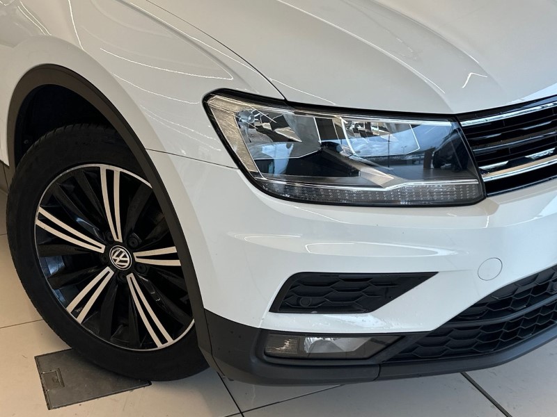 2019 (19) VOLKSWAGEN TIGUAN 1.5 TSi EVO 130 SE Nav 5dr 5059646