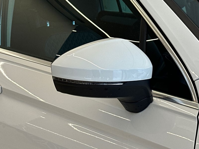 2019 (19) VOLKSWAGEN TIGUAN 1.5 TSi EVO 130 SE Nav 5dr 5059654