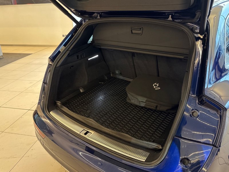 2020 (20) AUDI Q5 55 TFSI e Quattro S Line Competition 5dr S Tronic 5064827