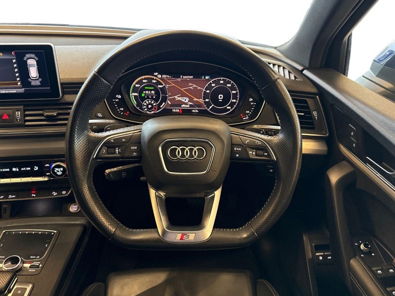 2020 (20) AUDI Q5 55 TFSI e Quattro S Line Competition 5dr S Tronic 5064808