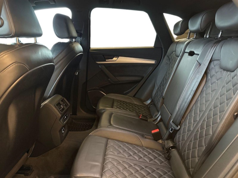 2020 (20) AUDI Q5 55 TFSI e Quattro S Line Competition 5dr S Tronic 5064797