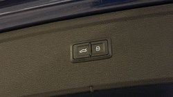 2020 (20) AUDI Q5 55 TFSI e Quattro S Line Competition 5dr S Tronic 5064828