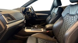 2020 (20) AUDI Q5 55 TFSI e Quattro S Line Competition 5dr S Tronic 5064796
