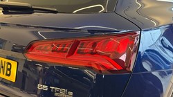 2020 (20) AUDI Q5 55 TFSI e Quattro S Line Competition 5dr S Tronic 5064834
