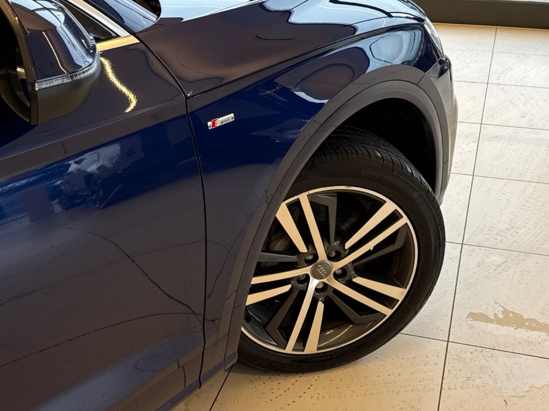 2020 (20) AUDI Q5 55 TFSI e Quattro S Line Competition 5dr S Tronic 5064836