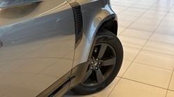 2024 (24) LAND ROVER DEFENDER 2.0 P400e X-Dynamic HSE 110 5dr Auto 5059881