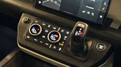 2024 (24) LAND ROVER DEFENDER 2.0 P400e X-Dynamic HSE 110 5dr Auto 5059846