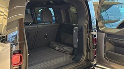 2024 (24) LAND ROVER DEFENDER 2.0 P400e X-Dynamic HSE 110 5dr Auto 5059872