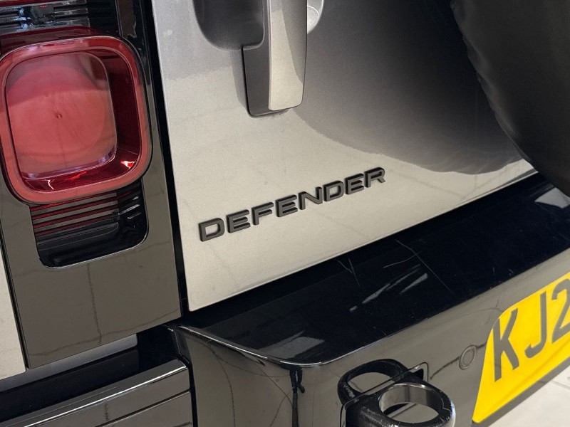 2024 (24) LAND ROVER DEFENDER 2.0 P400e X-Dynamic HSE 110 5dr Auto 5059878