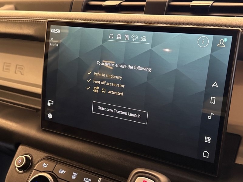 2024 (24) LAND ROVER DEFENDER 2.0 P400e X-Dynamic HSE 110 5dr Auto 5059866