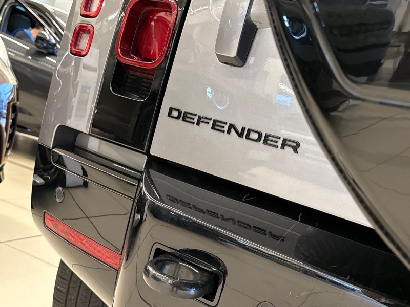 2024 (24) LAND ROVER DEFENDER 2.0 P400e X-Dynamic HSE 110 5dr Auto 5059877