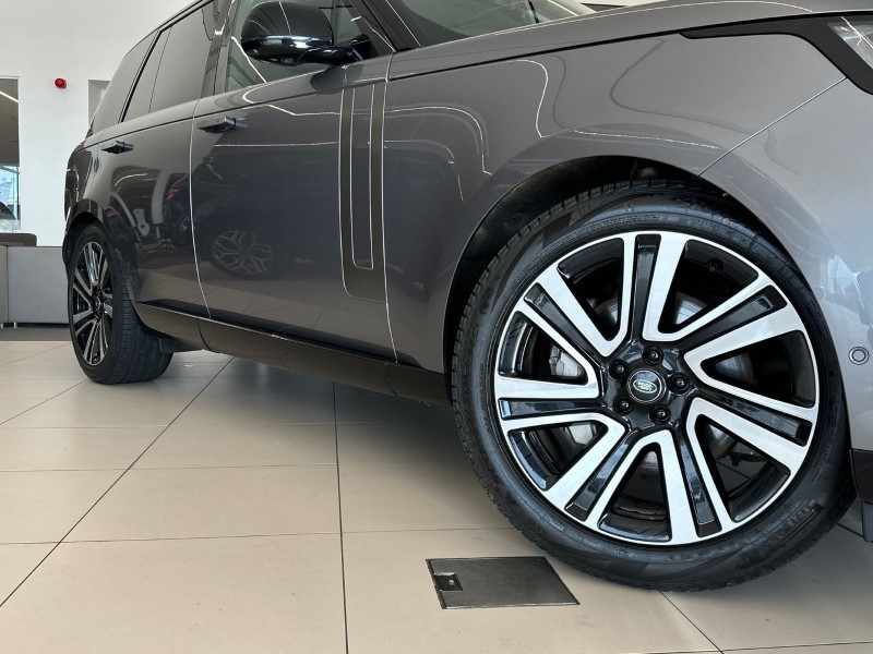 2024 (73) LAND ROVER RANGE ROVER 3.0 D300 HSE 4dr Auto 5150137