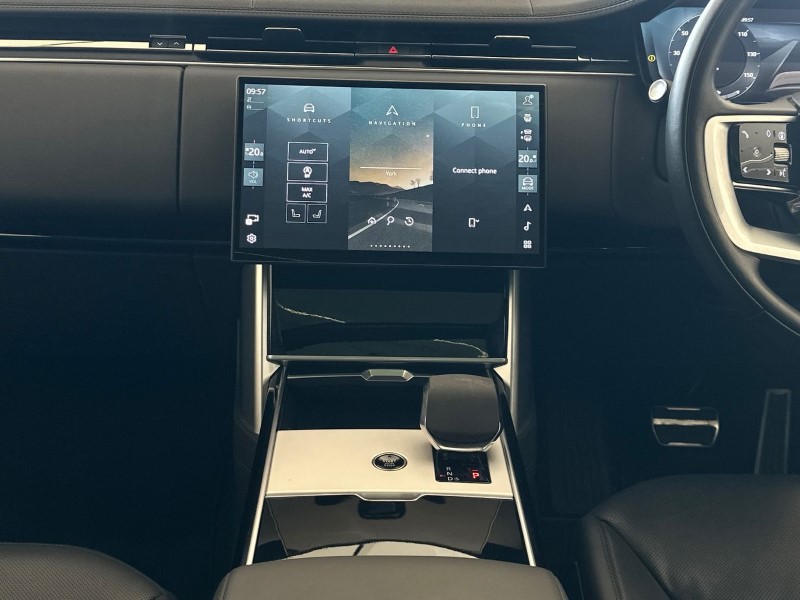 2024 (73) LAND ROVER RANGE ROVER 3.0 D300 HSE 4dr Auto 5150107