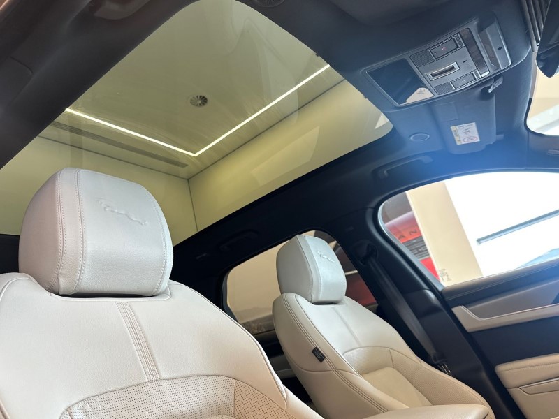 2024 (24) JAGUAR F-PACE 2.0 D200 R-Dynamic SE Black 5dr Auto AWD 5095025