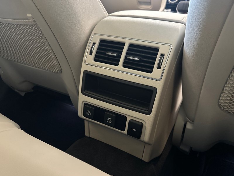 2024 (24) JAGUAR F-PACE 2.0 D200 R-Dynamic SE Black 5dr Auto AWD 5095022