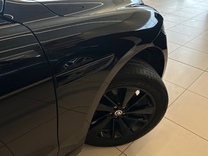 2024 (24) JAGUAR F-PACE 2.0 D200 R-Dynamic SE Black 5dr Auto AWD 5095054