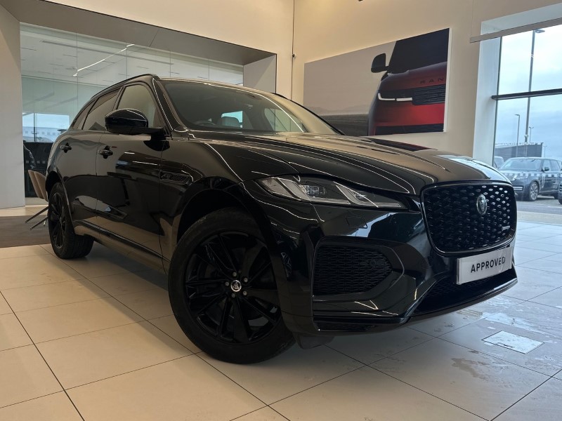 2024 (24) JAGUAR F-PACE 2.0 D200 R-Dynamic SE Black 5dr Auto AWD 5095057