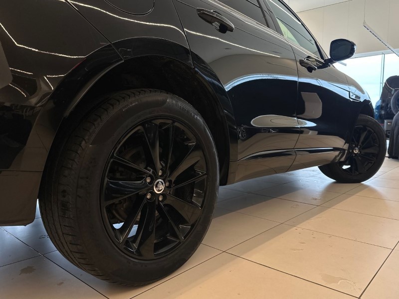 2024 (24) JAGUAR F-PACE 2.0 D200 R-Dynamic SE Black 5dr Auto AWD 5095053