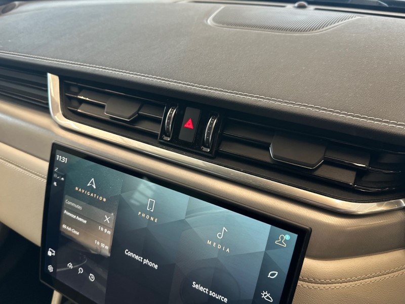 2024 (24) JAGUAR F-PACE 2.0 D200 R-Dynamic SE Black 5dr Auto AWD 5095039