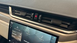 2024 (24) JAGUAR F-PACE 2.0 D200 R-Dynamic SE Black 5dr Auto AWD 5095039