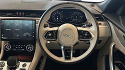 2024 (24) JAGUAR F-PACE 2.0 D200 R-Dynamic SE Black 5dr Auto AWD 5095019