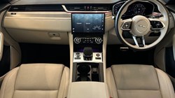 2024 (24) JAGUAR F-PACE 2.0 D200 R-Dynamic SE Black 5dr Auto AWD 5095013