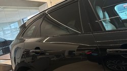 2024 (24) JAGUAR F-PACE 2.0 D200 R-Dynamic SE Black 5dr Auto AWD 5095056