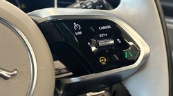 2024 (24) JAGUAR F-PACE 2.0 D200 R-Dynamic SE Black 5dr Auto AWD 5095031