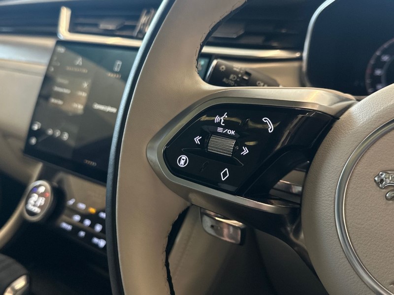 2024 (24) JAGUAR F-PACE 2.0 D200 R-Dynamic SE Black 5dr Auto AWD 5095032