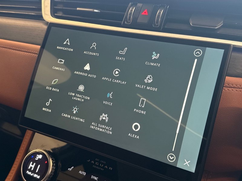 2023 (72) JAGUAR F-PACE 2.0 D200 R-Dynamic Black 5dr Auto AWD 5102808