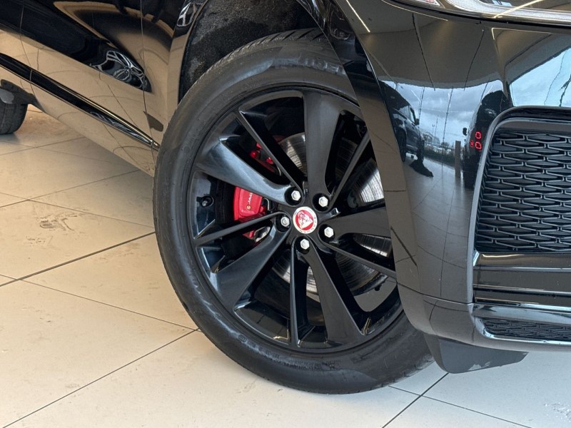 2023 (72) JAGUAR F-PACE 2.0 D200 R-Dynamic Black 5dr Auto AWD 5102821