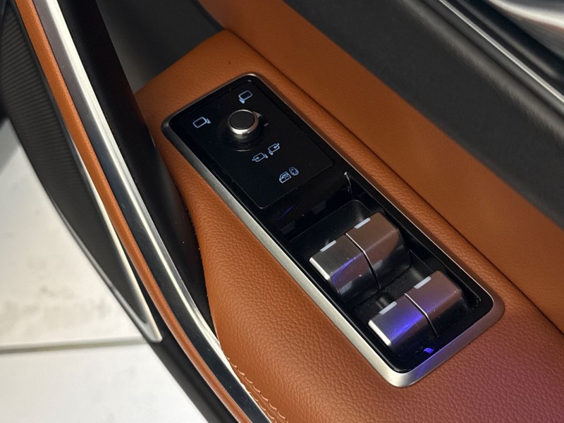 2023 (72) JAGUAR F-PACE 2.0 D200 R-Dynamic Black 5dr Auto AWD 5102800