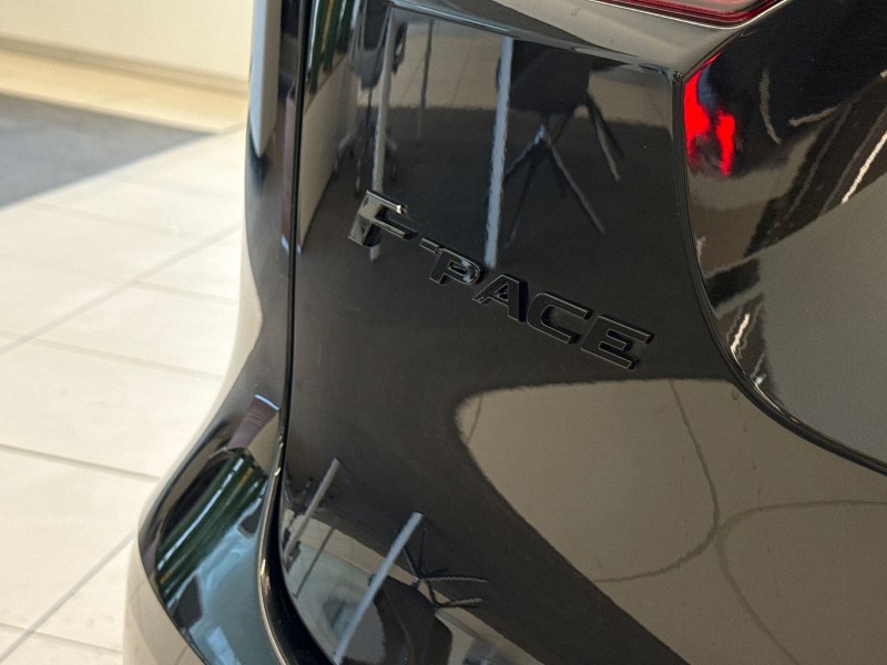 2023 (72) JAGUAR F-PACE 2.0 D200 R-Dynamic Black 5dr Auto AWD 5102823