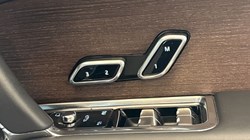 2023 (23) LAND ROVER RANGE ROVER 3.0 D300 SE 4dr Auto 5100287