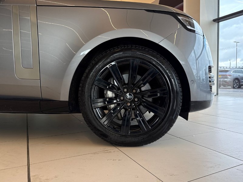 2023 (23) LAND ROVER RANGE ROVER 3.0 D300 SE 4dr Auto 5100271