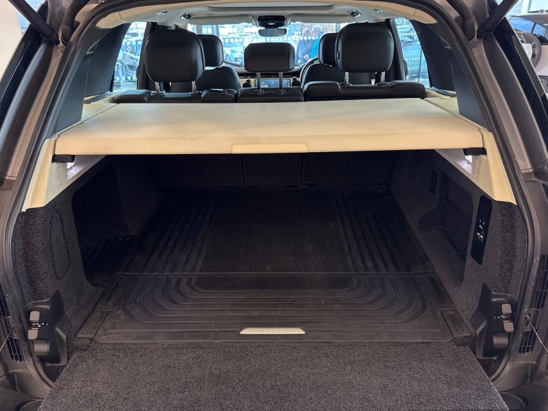 2023 (23) LAND ROVER RANGE ROVER 3.0 D300 SE 4dr Auto 5100273