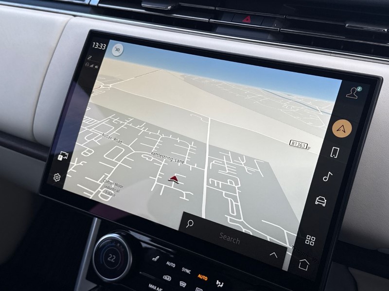 2023 (23) LAND ROVER RANGE ROVER 3.0 D300 SE 4dr Auto 5100274