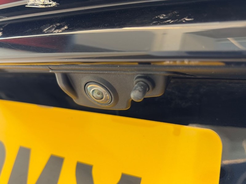 2018 (68) LAND ROVER RANGE ROVER VELAR 2.0 D180 R-Dynamic SE 5dr Auto 5145620