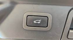 2018 (68) LAND ROVER RANGE ROVER VELAR 2.0 D180 R-Dynamic SE 5dr Auto 5145619