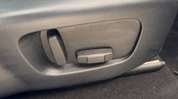 2018 (68) LAND ROVER RANGE ROVER VELAR 2.0 D180 R-Dynamic SE 5dr Auto 5126902