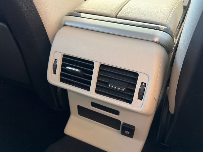 2018 (68) LAND ROVER RANGE ROVER VELAR 2.0 D180 R-Dynamic SE 5dr Auto 5145596