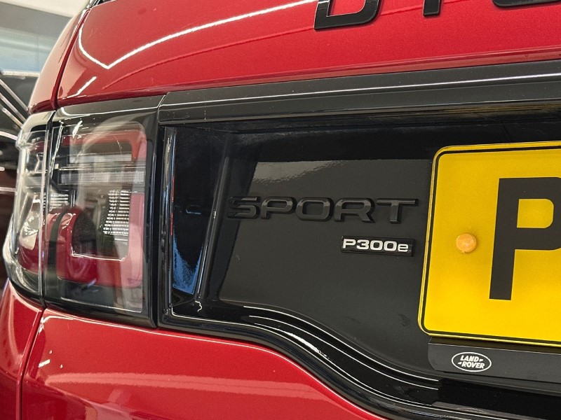2022 (72) LAND ROVER DISCOVERY SPORT 1.5 P300e Urban Edition 5dr Auto [5 Seat] 5087572