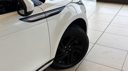 2021 (70) LAND ROVER RANGE ROVER EVOQUE 2.0 D150 R-Dynamic S 5dr 2WD 5085536