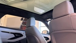 2022 (22) LAND ROVER RANGE ROVER EVOQUE 1.5 P300e Autobiography 5dr Auto 5173919