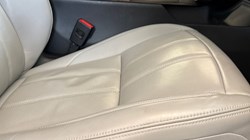 2022 (22) LAND ROVER RANGE ROVER EVOQUE 1.5 P300e Autobiography 5dr Auto 5173923