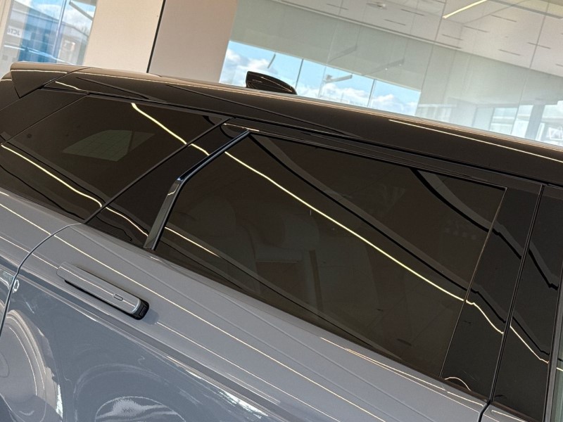 2022 (22) LAND ROVER RANGE ROVER EVOQUE 1.5 P300e Autobiography 5dr Auto 5071111